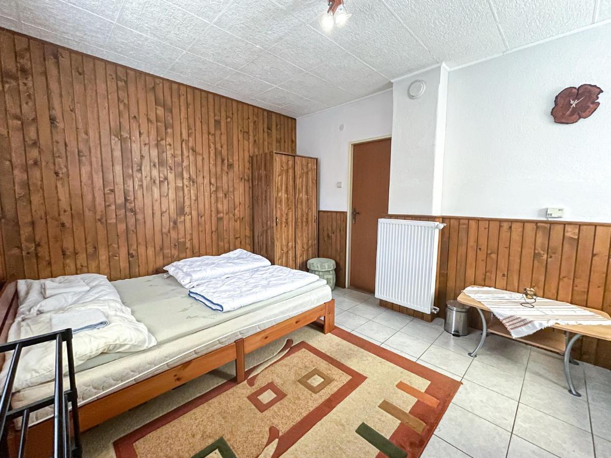Privat Safi Lägenhet Liptovský Mikuláš Exteriör bild